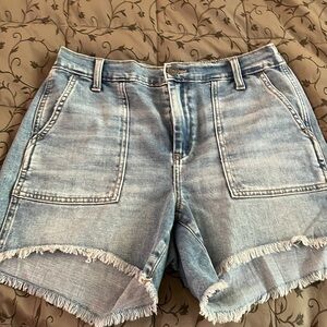 Aerie light wash denim shorts